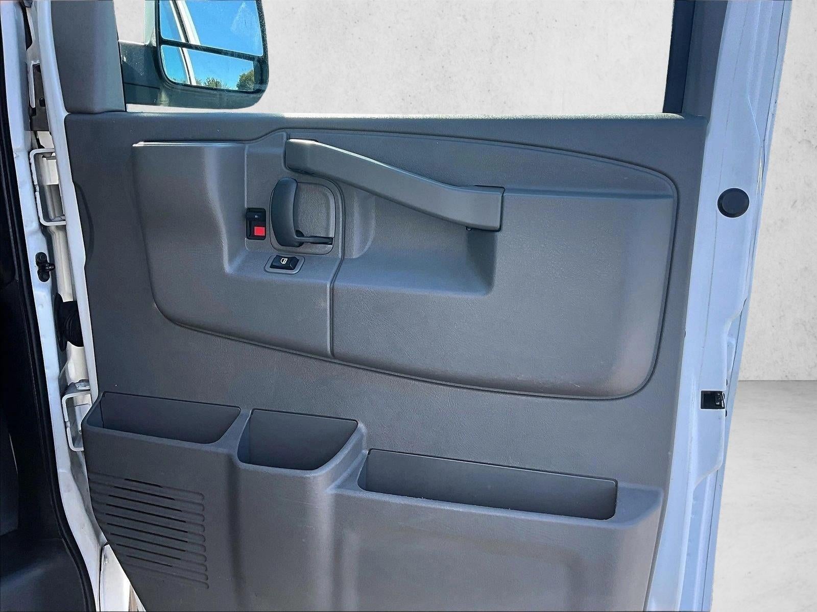 2020 GMC Savana Cargo 2500 Base