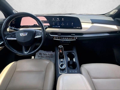 2024 Cadillac XT4 Luxury