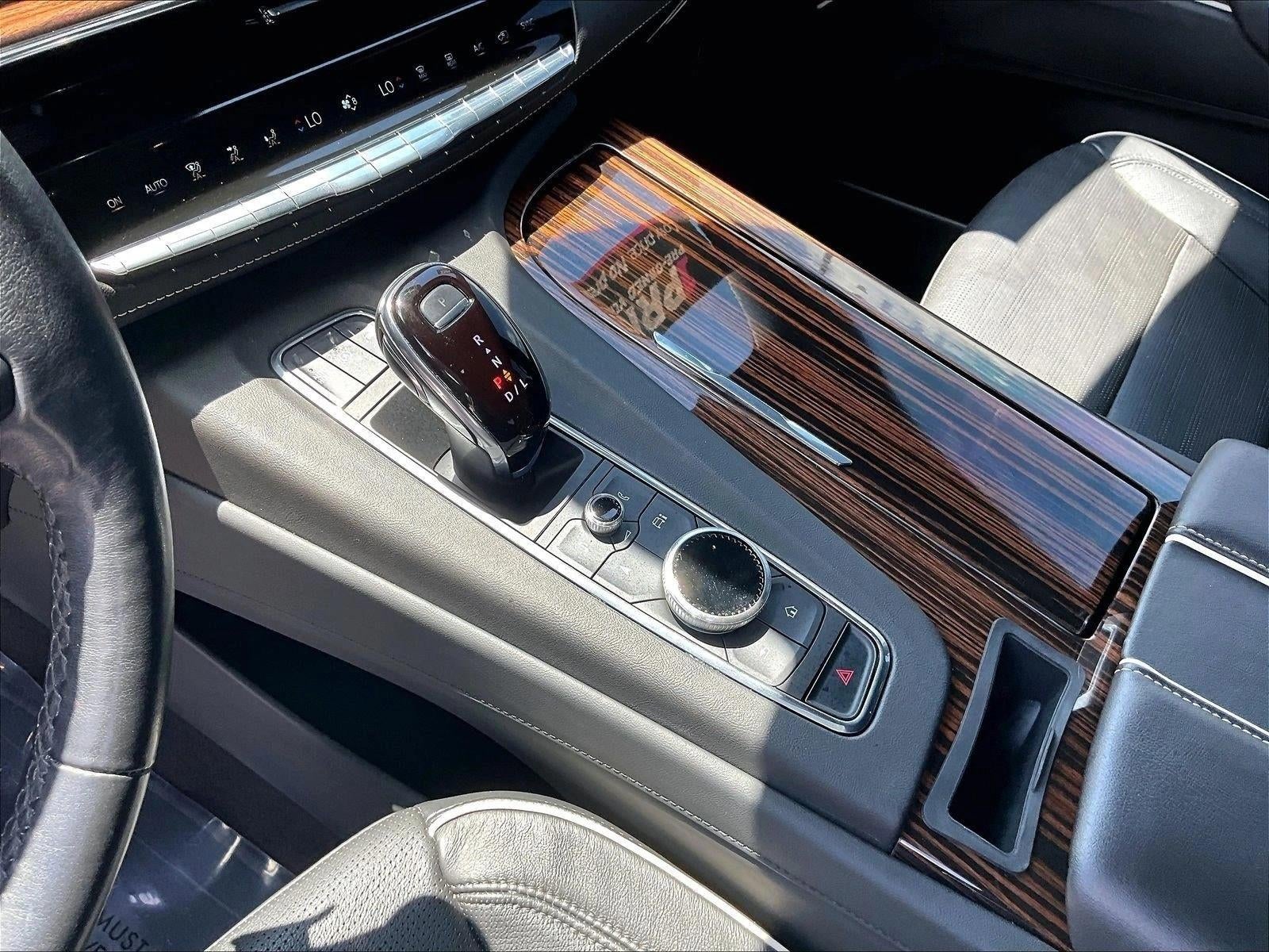 2023 Cadillac Escalade Premium Luxury