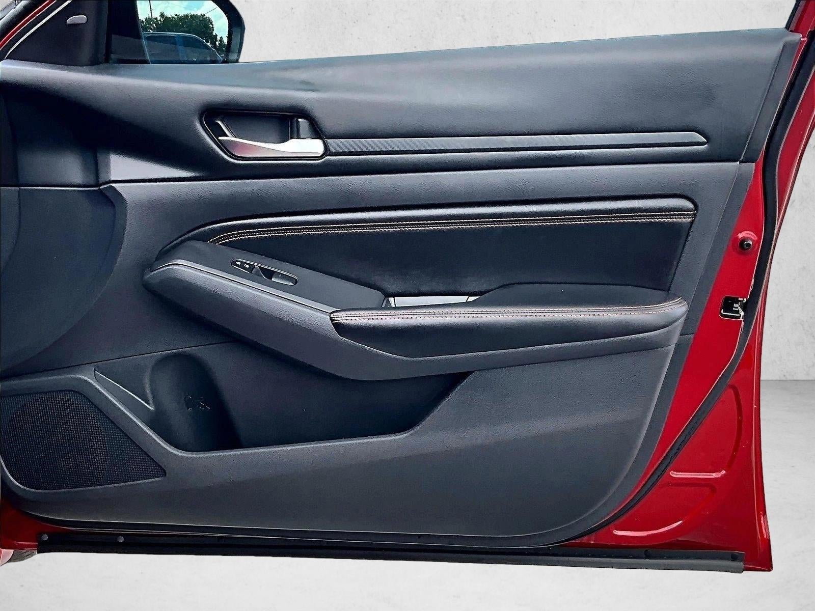2022 Nissan Altima SR FWD