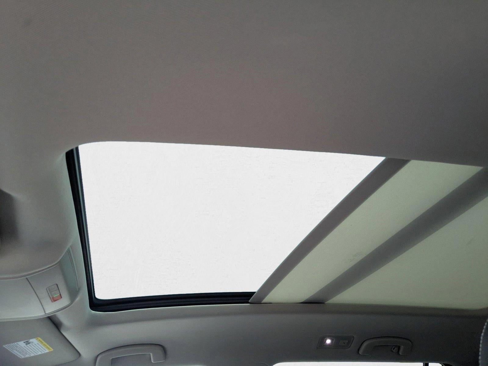 2022 Volkswagen Atlas 3.6L V6 SEL Premium R-Line