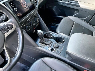 2021 Volkswagen Atlas 3.6L V6 SE w/Technology