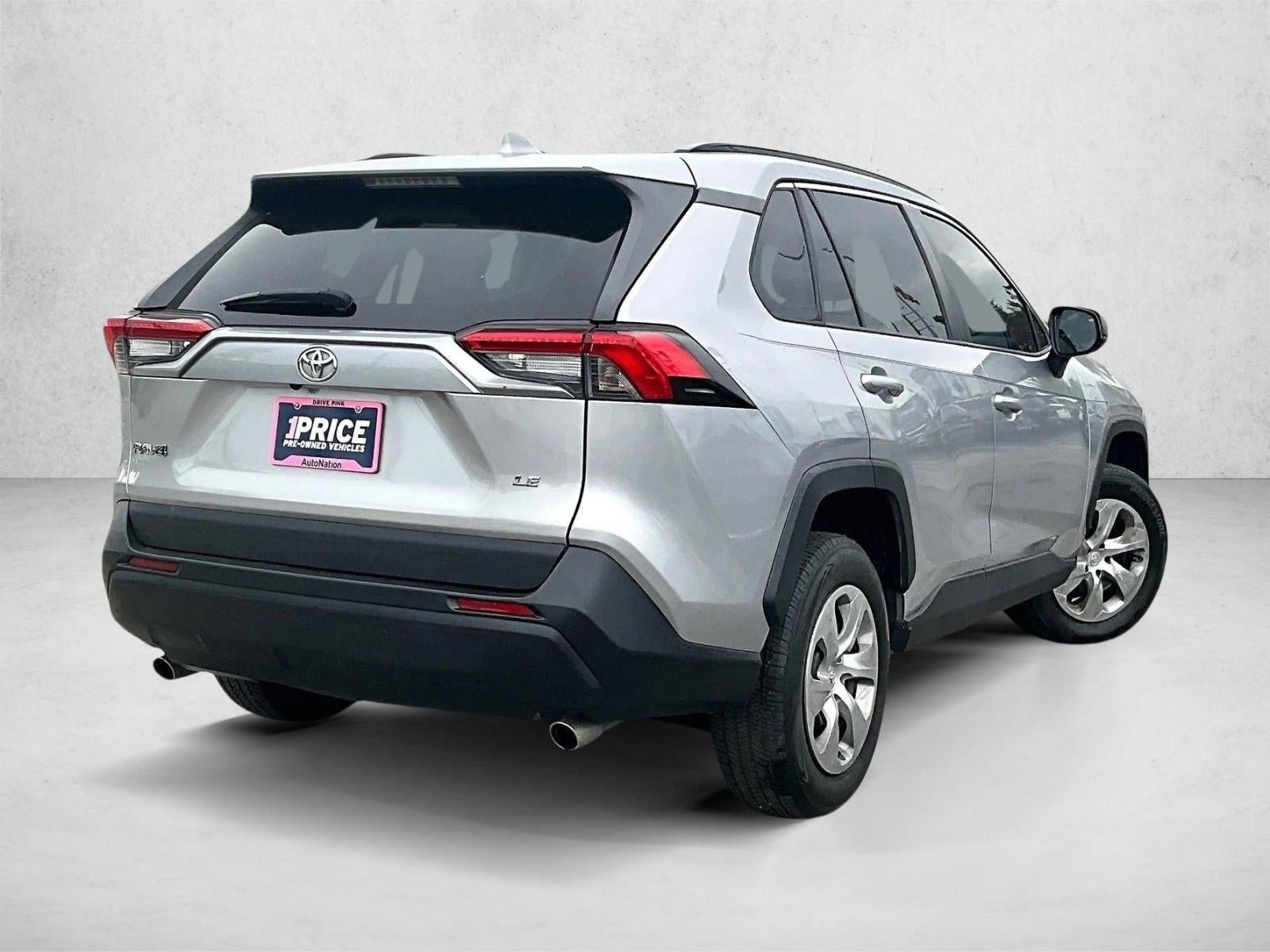 2020 Toyota RAV4 LE