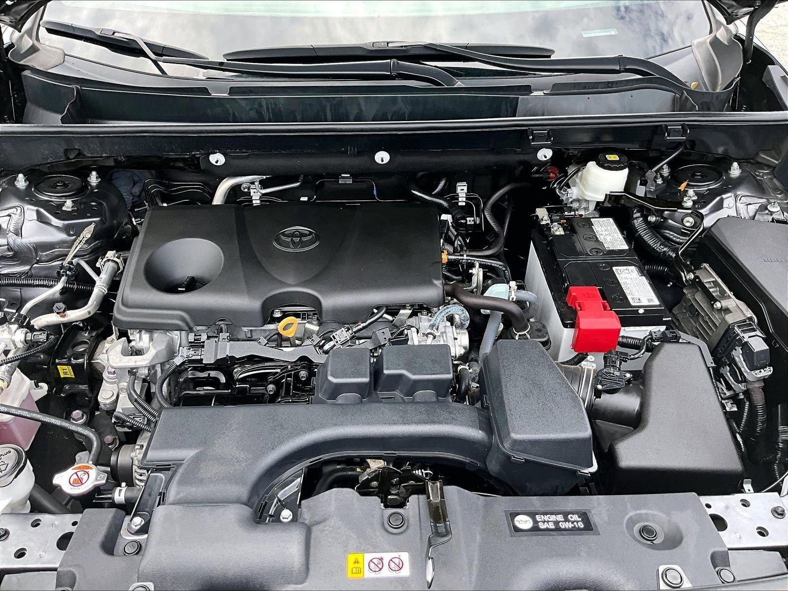 2024 Toyota RAV4 LE