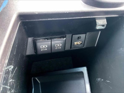 2020 Toyota Avalon Hybrid XSE