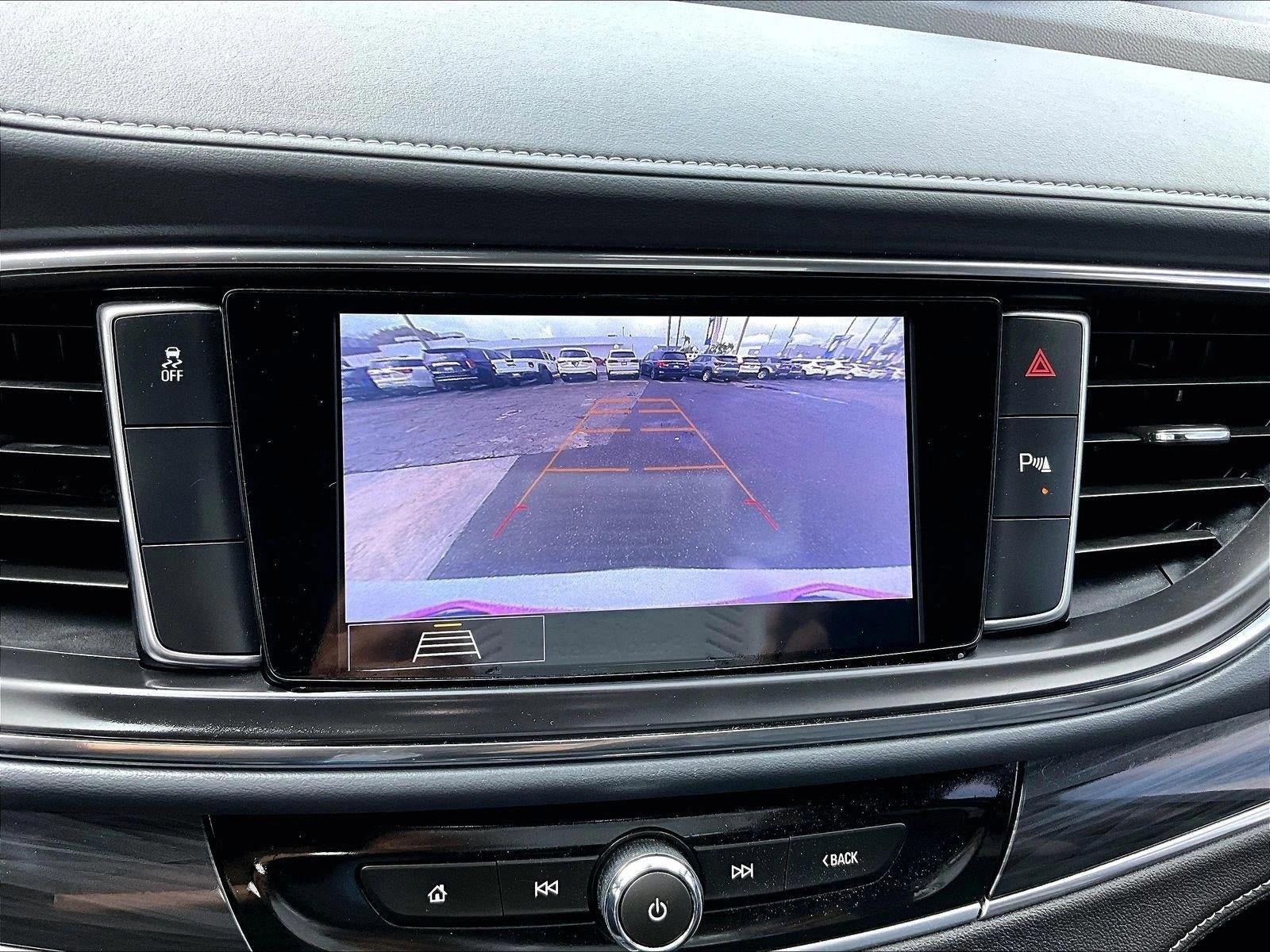 2021 Buick Enclave Essence