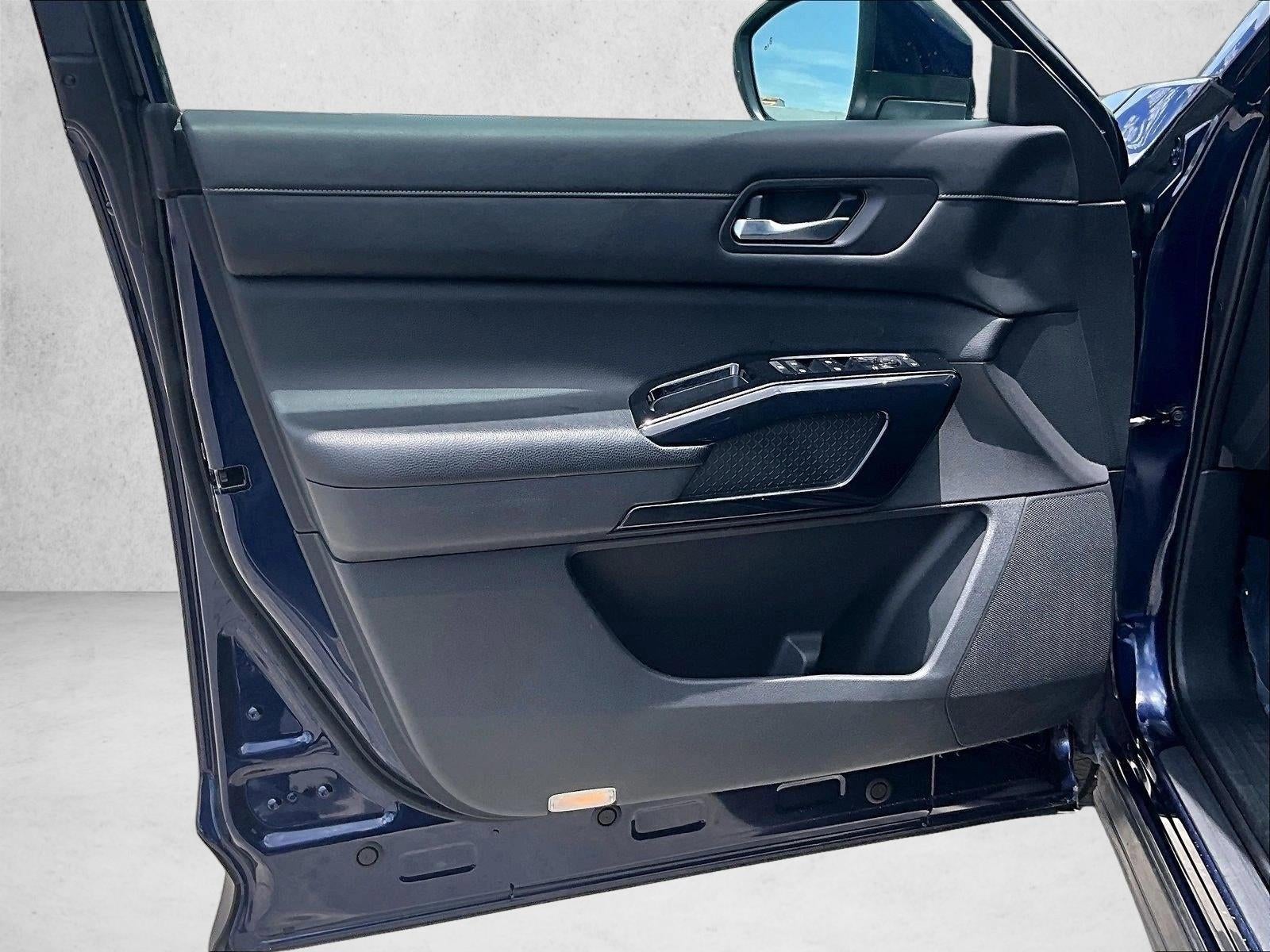 2022 Nissan Pathfinder SV 2WD