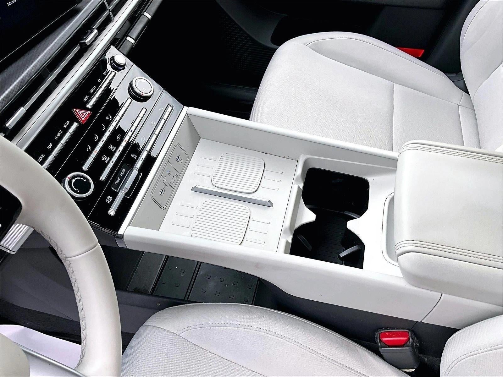 2025 Hyundai Santa Fe SE