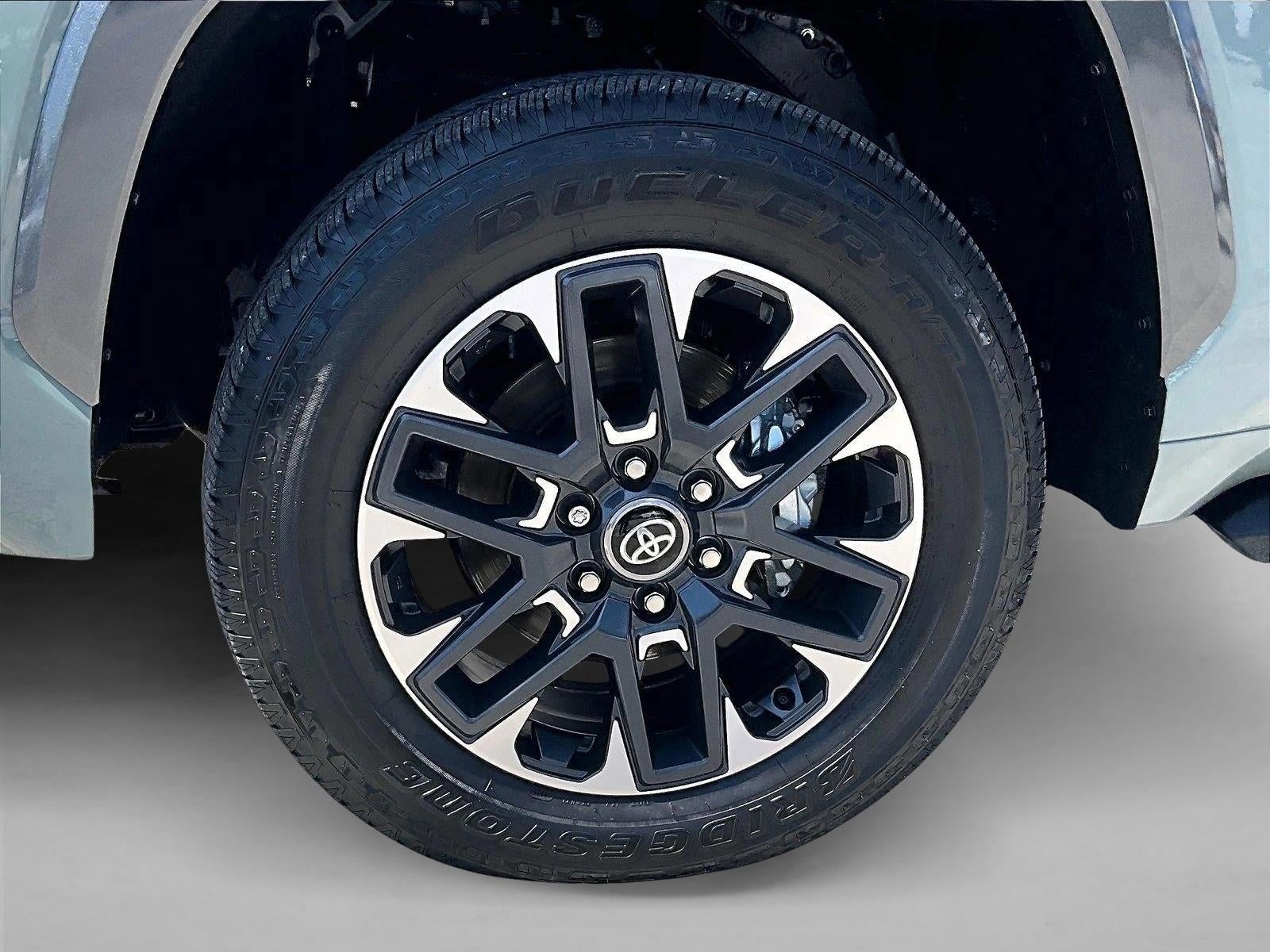 2026 Toyota Tundra Limited CrewMax 5.5' Bed