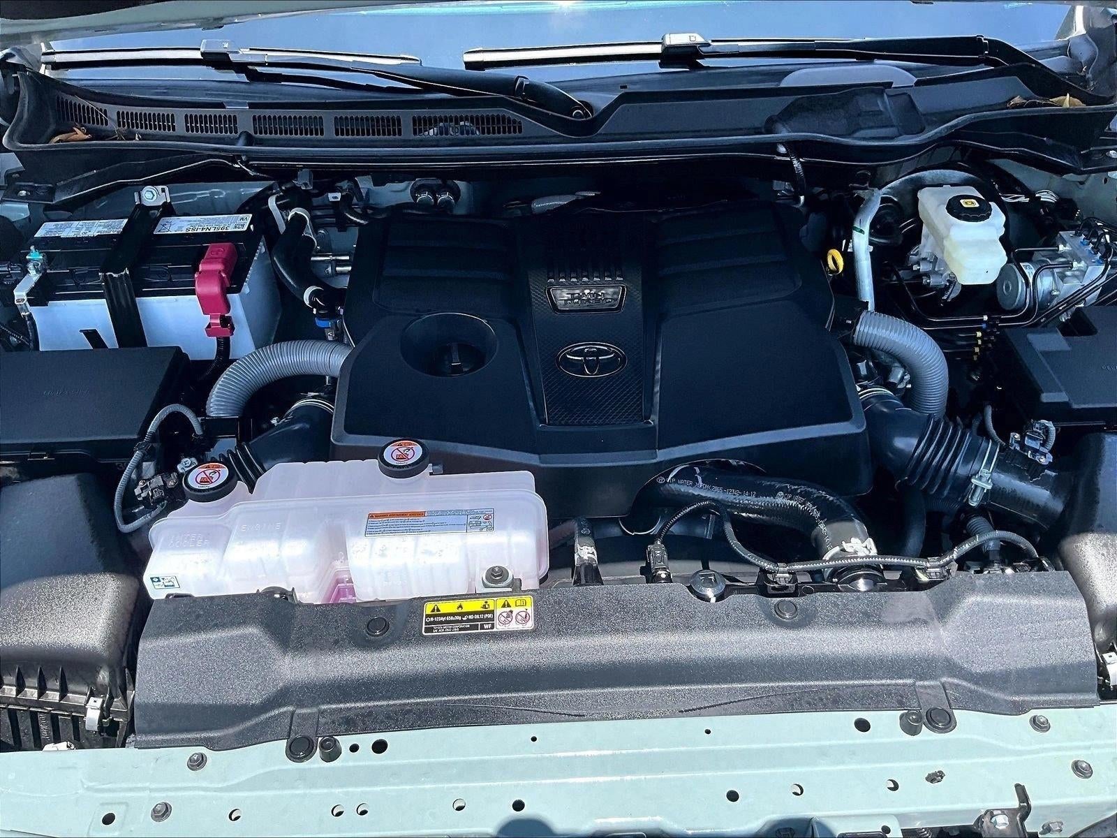 2026 Toyota Tundra Limited CrewMax 5.5' Bed