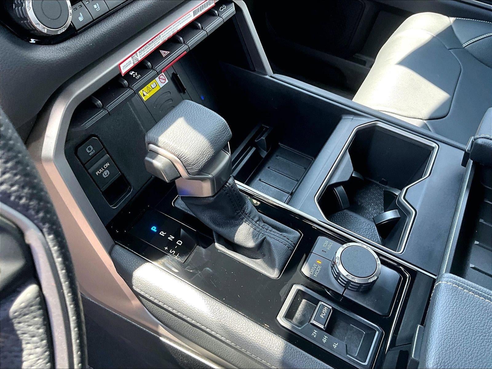 2026 Toyota Tundra Limited CrewMax 5.5' Bed