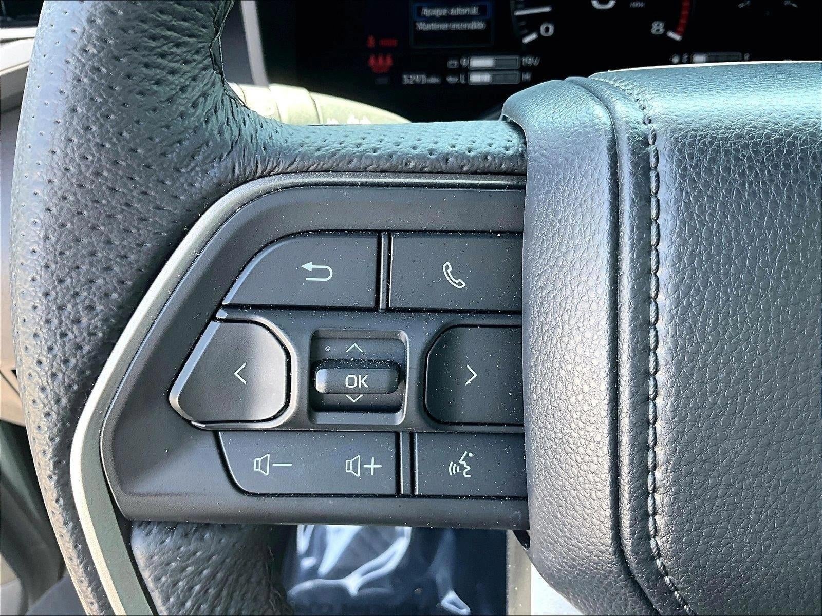 2026 Toyota Tundra Limited CrewMax 5.5' Bed