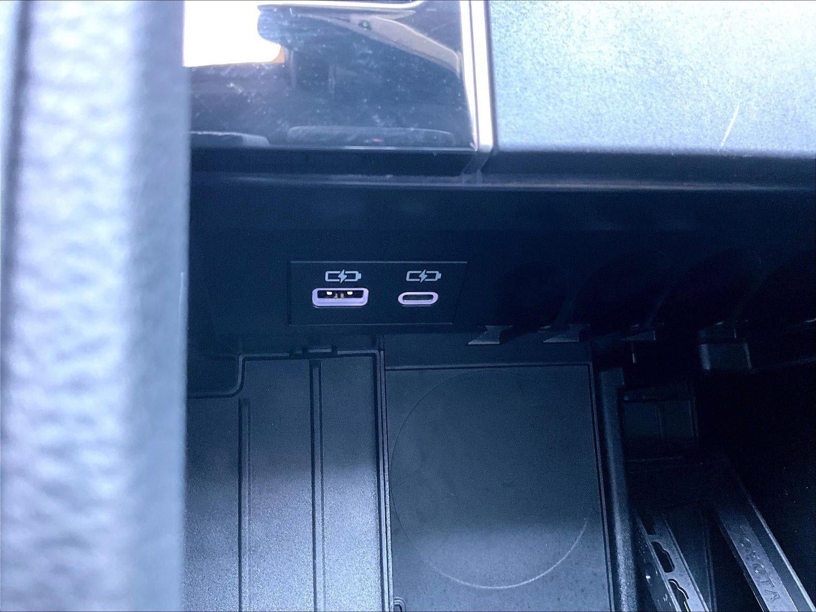 2026 Toyota Tundra Limited CrewMax 5.5' Bed