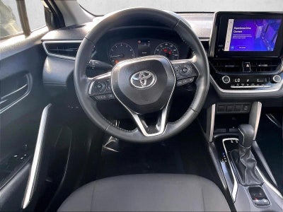 2025 Toyota Corolla Cross LE