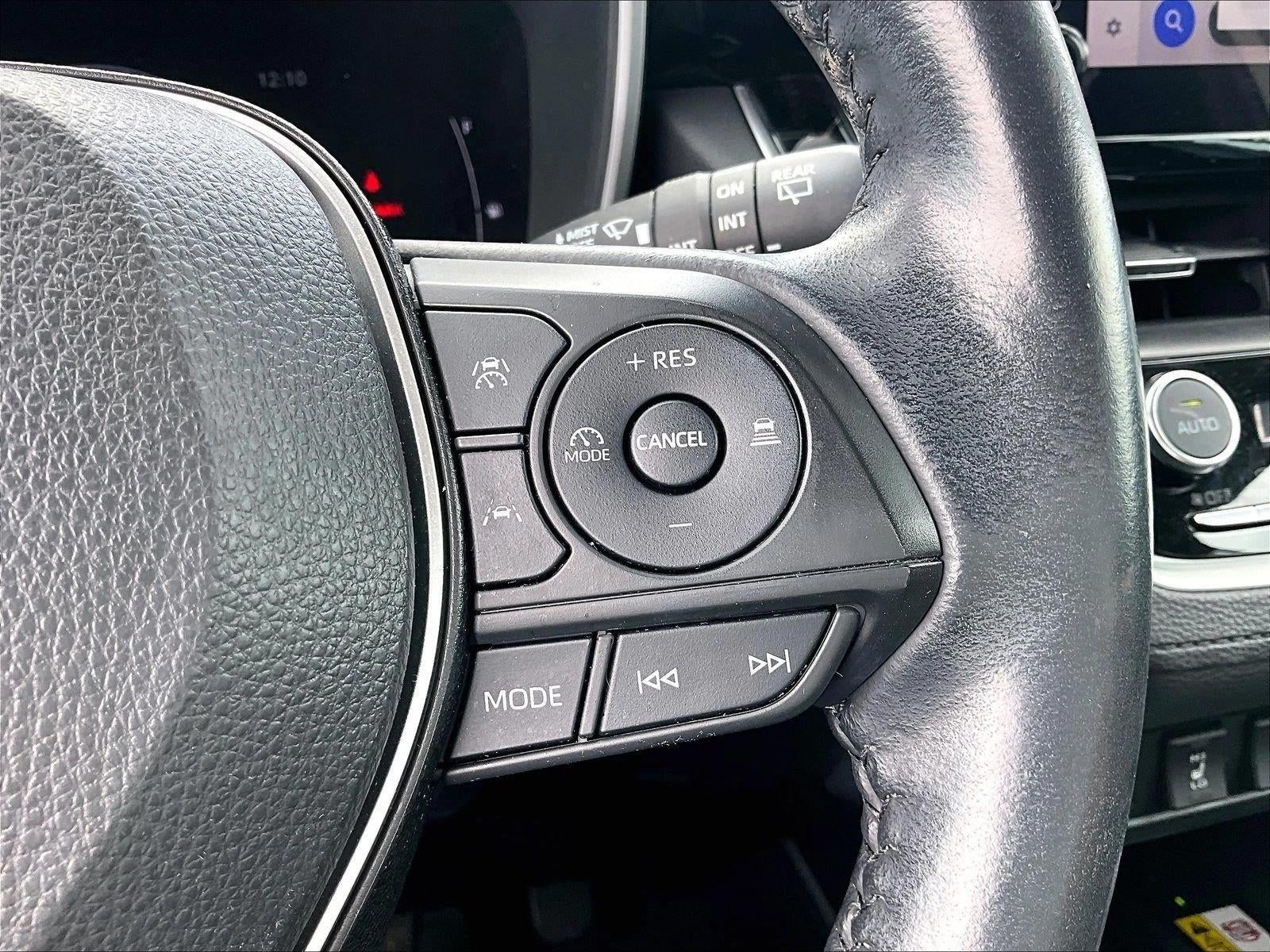 2023 Toyota Corolla Cross XLE