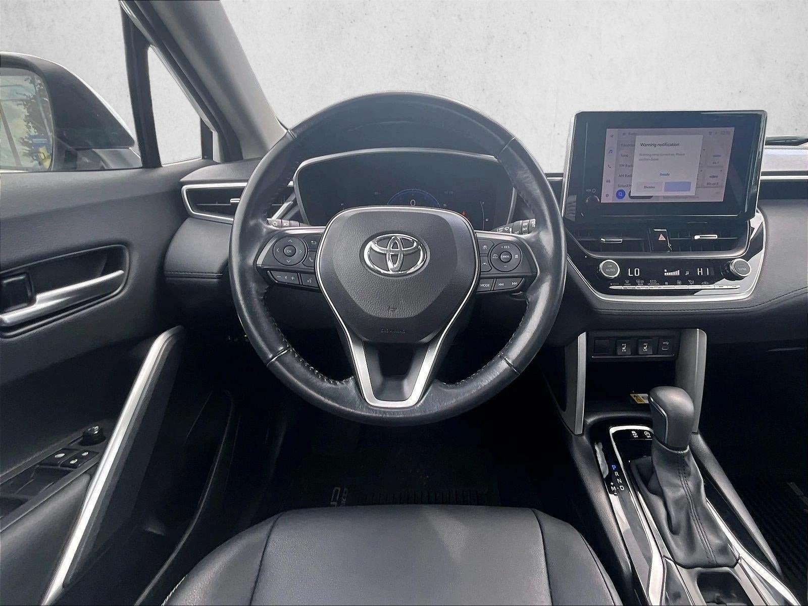 2023 Toyota Corolla Cross XLE