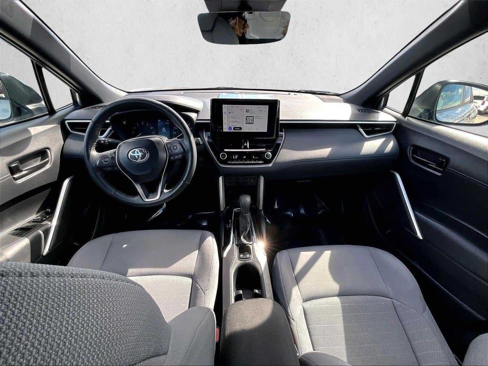 2025 Toyota Corolla Cross Hybrid SE