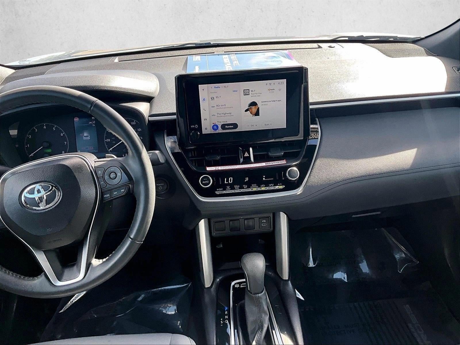 2025 Toyota Corolla Cross Hybrid SE