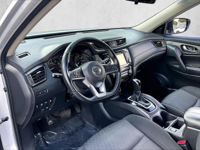2020 Nissan Rogue SV FWD