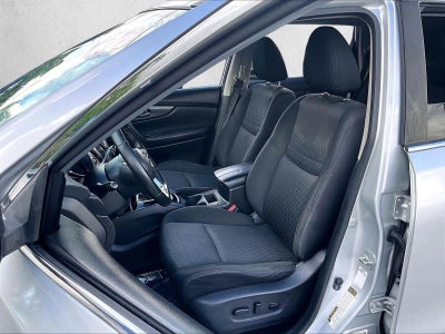 2020 Nissan Rogue SV FWD