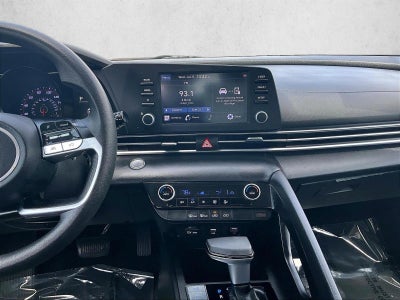 2022 Hyundai Elantra SEL