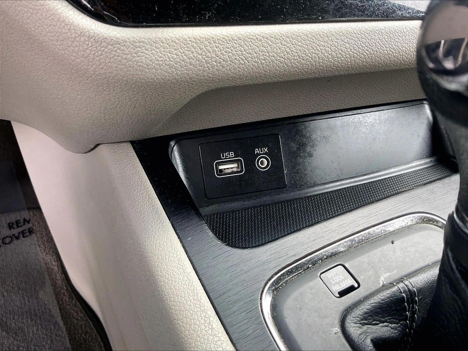 2016 Kia Sedona LX