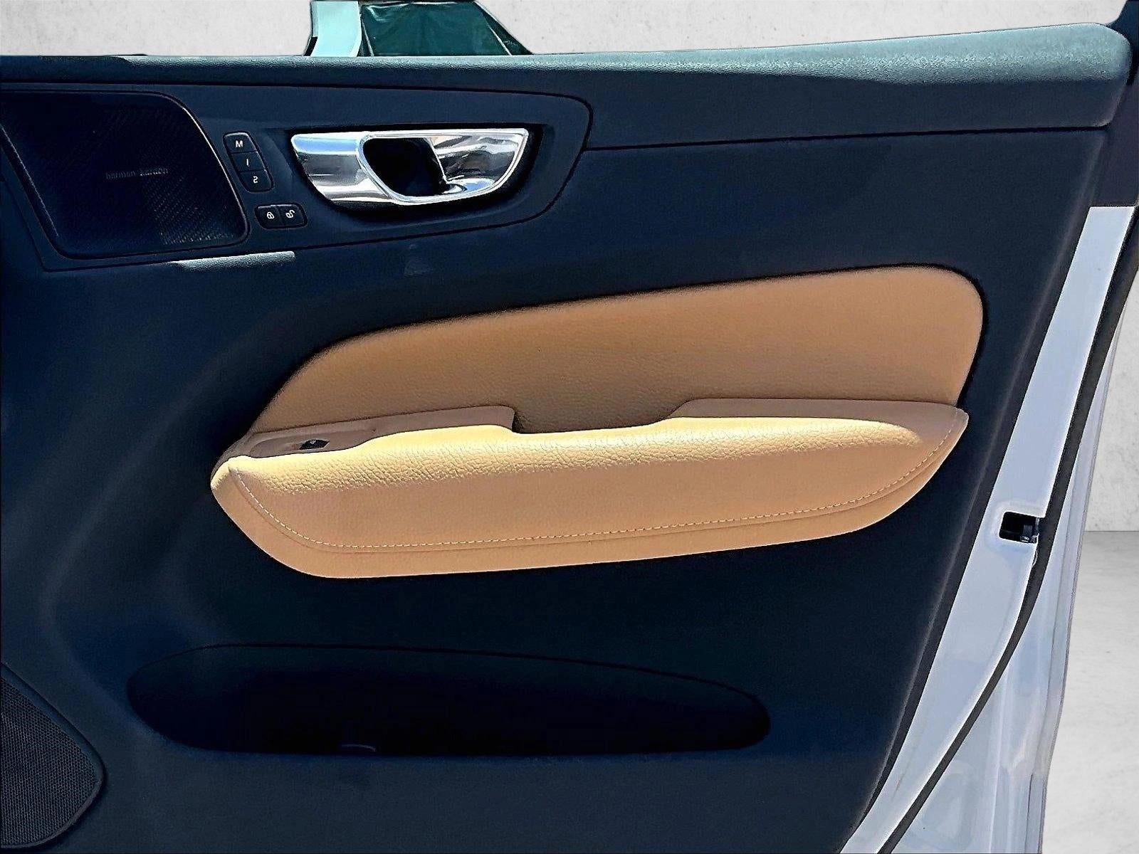 2019 Volvo XC60 T5 Inscription