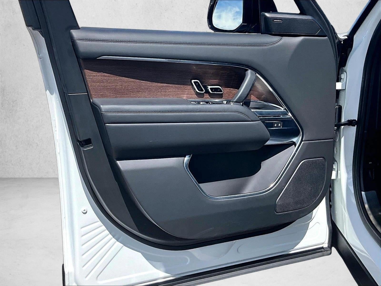 2024 Land Rover Range Rover SE