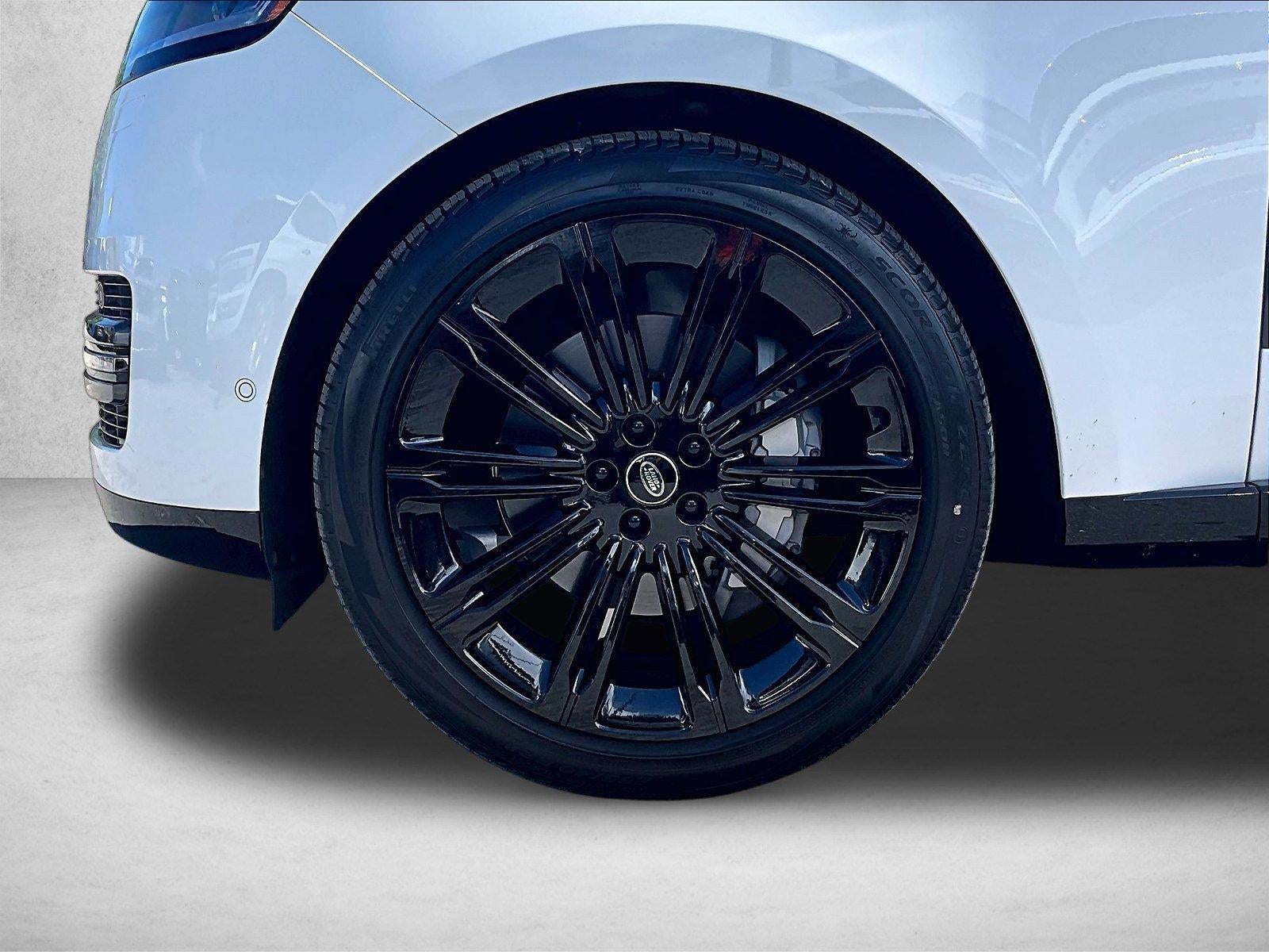 2024 Land Rover Range Rover SE