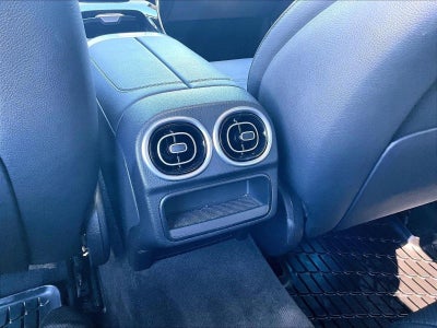 2023 Mercedes-Benz C 300 Sedan