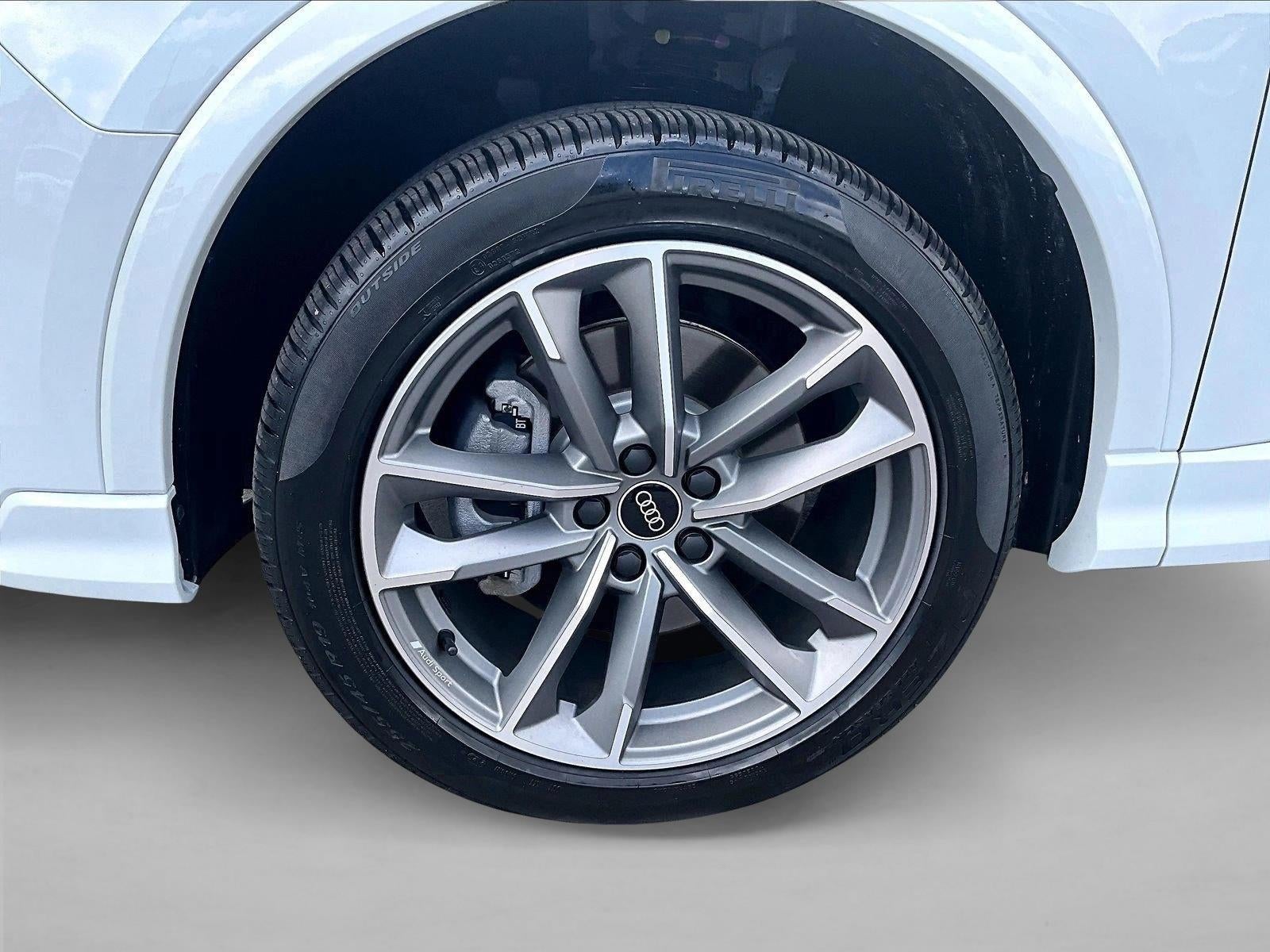 2025 Audi Q3 Premium 45 TFSI S line quattro Tiptronic