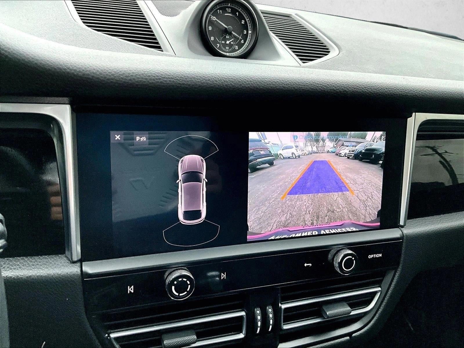 2023 Porsche Macan Base