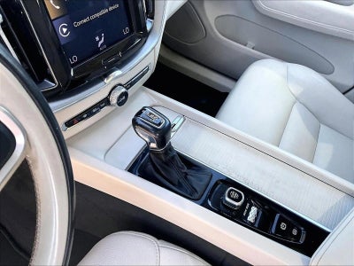 2020 Volvo XC60 T5 Momentum
