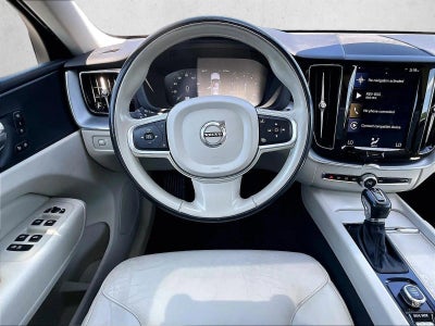 2020 Volvo XC60 T5 Momentum