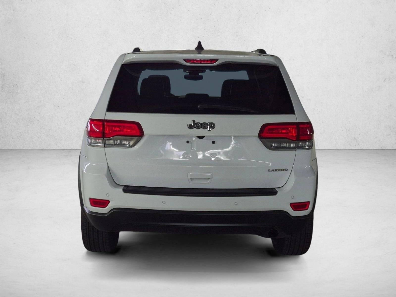2019 Jeep Grand Cherokee Laredo E 4x2