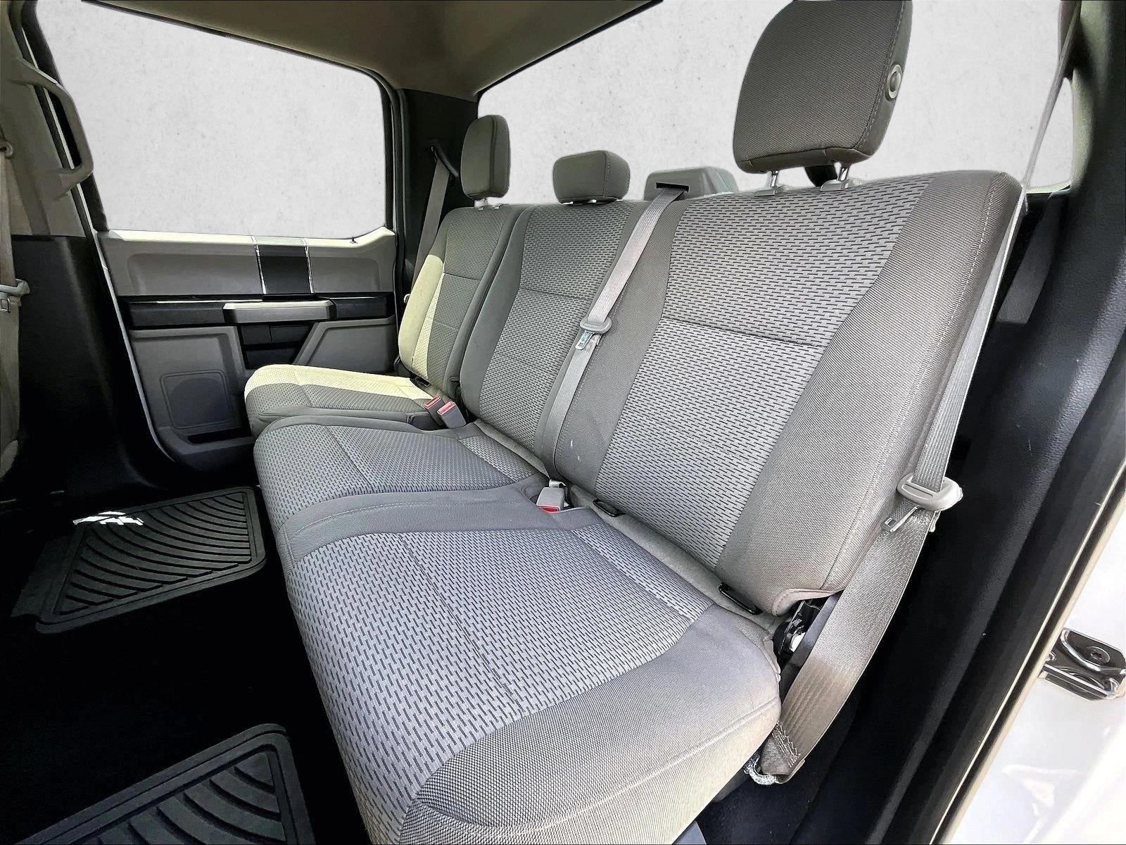 2017 Ford Super Duty F-250 SRW Lariat