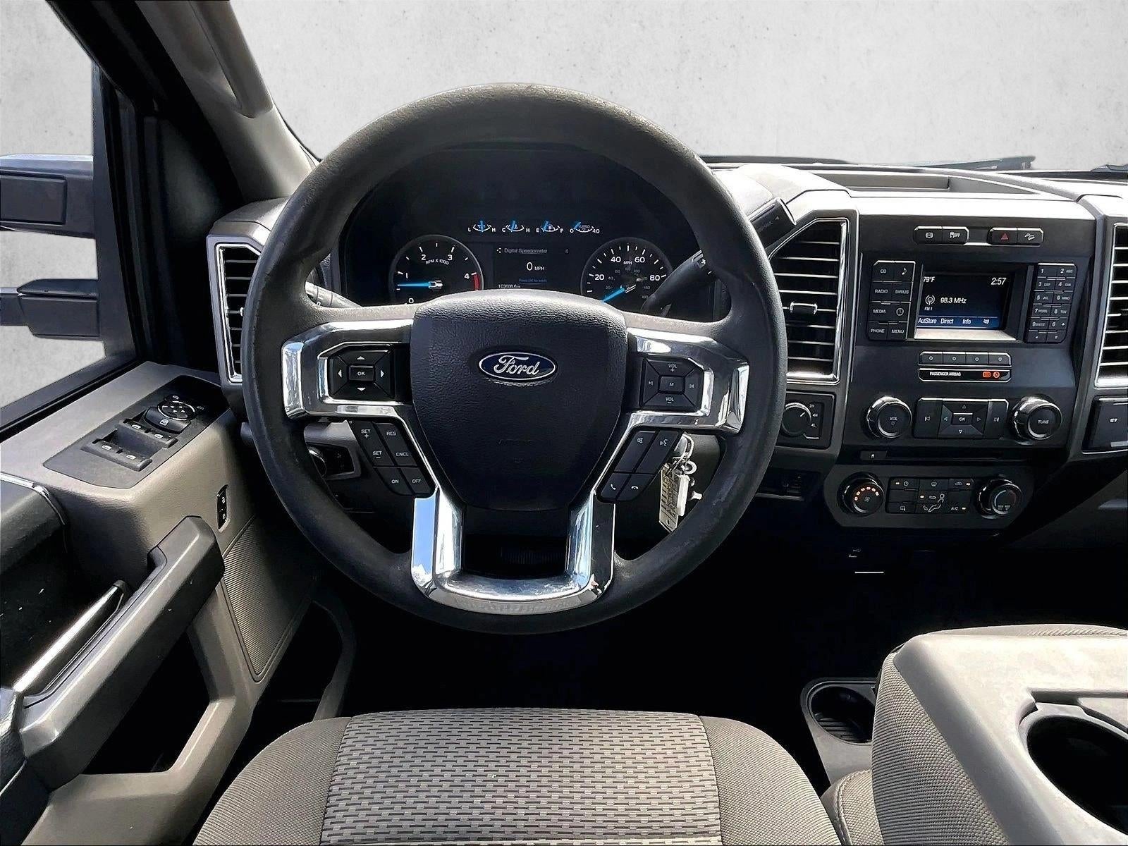 2017 Ford Super Duty F-250 SRW Lariat