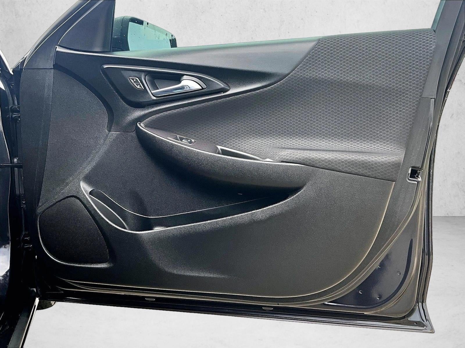 2022 Chevrolet Malibu LS