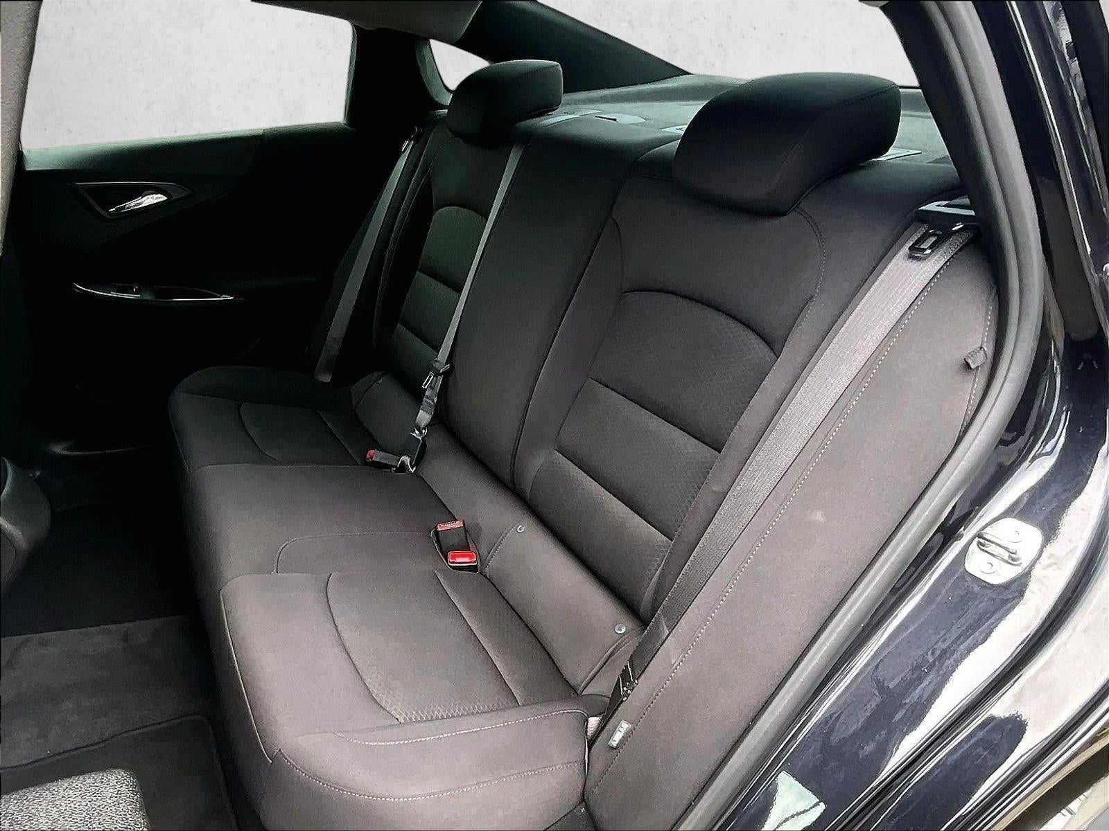 2022 Chevrolet Malibu LS