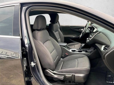 2022 Chevrolet Malibu LS