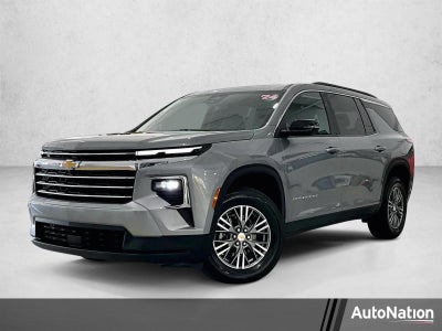 2024 Chevrolet Traverse LT