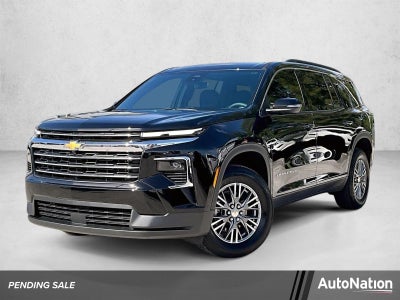 2025 Chevrolet Traverse LT