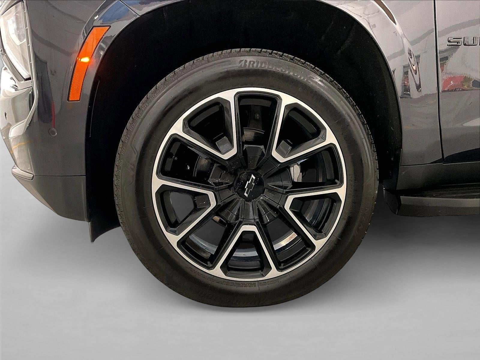 2025 Chevrolet Suburban RST