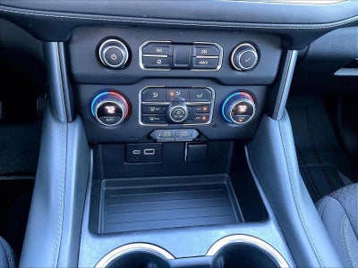 2023 Chevrolet Suburban LS