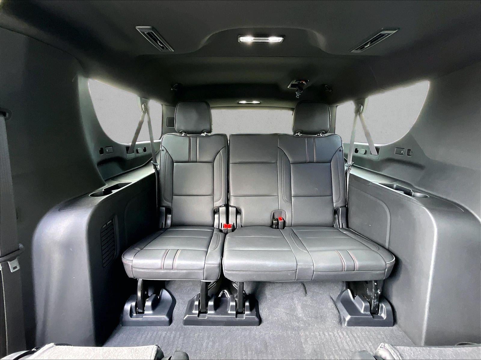 2024 Chevrolet Suburban RST