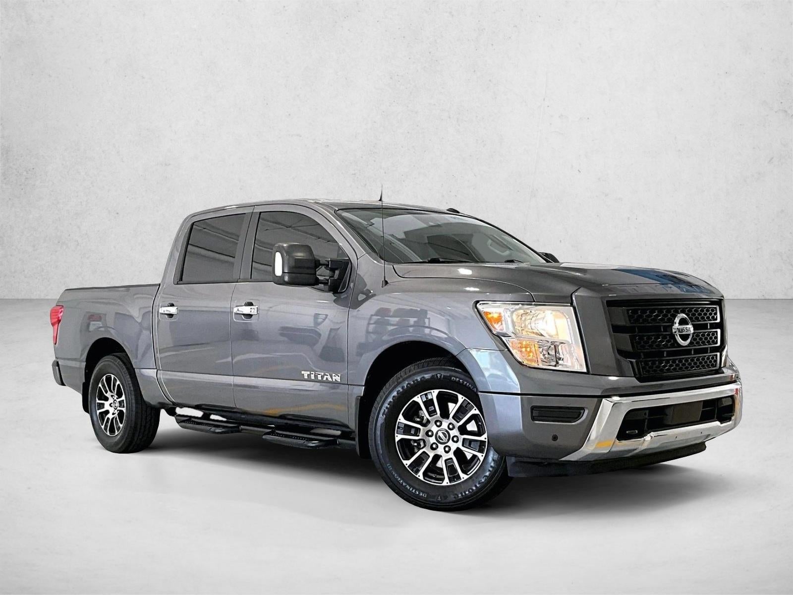 2021 Nissan TITAN Crew Cab SV 4x2