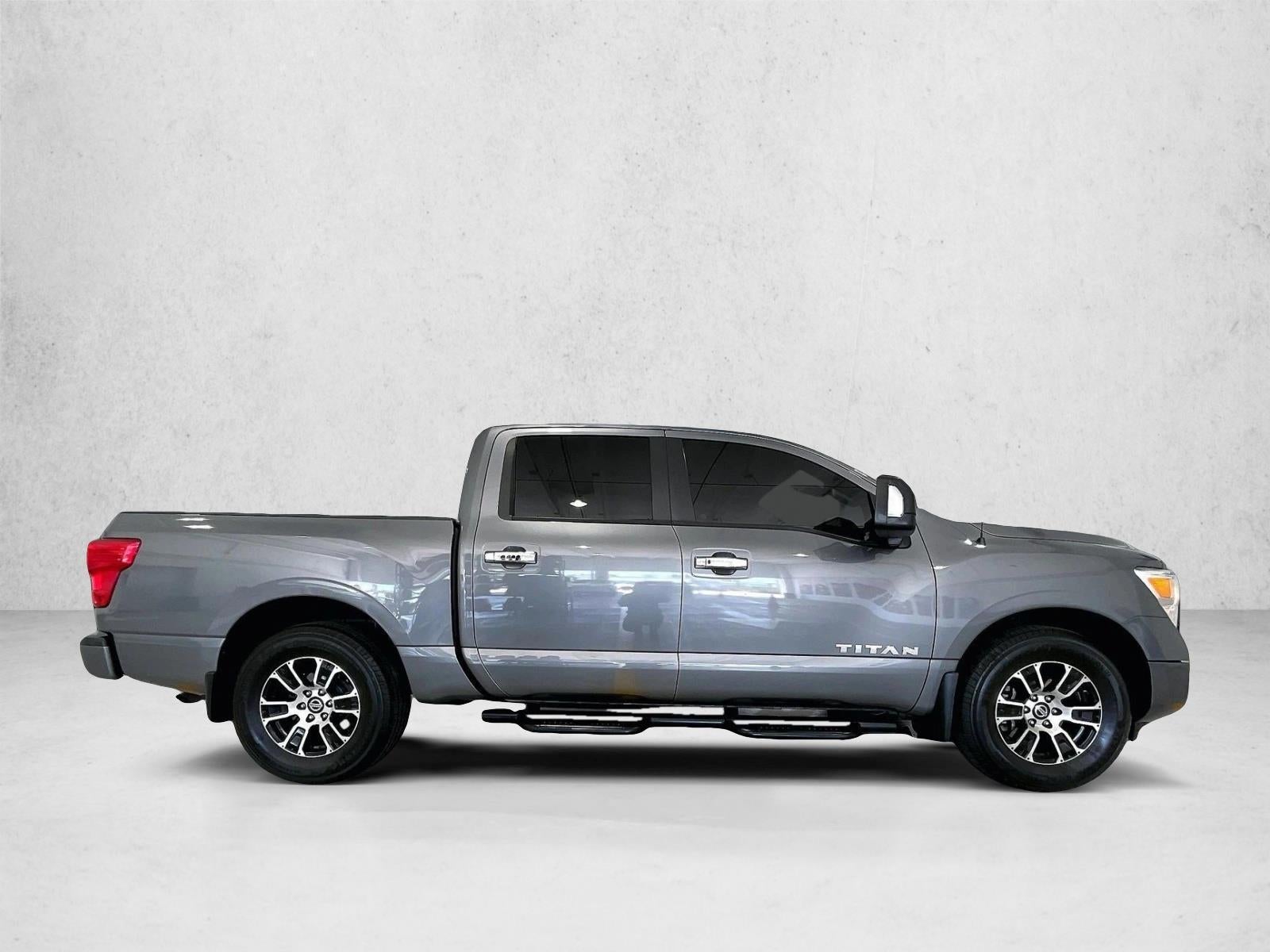 2021 Nissan TITAN Crew Cab SV 4x2