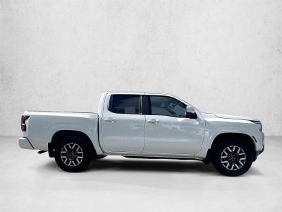 2024 Nissan Frontier Crew Cab SL 4x2