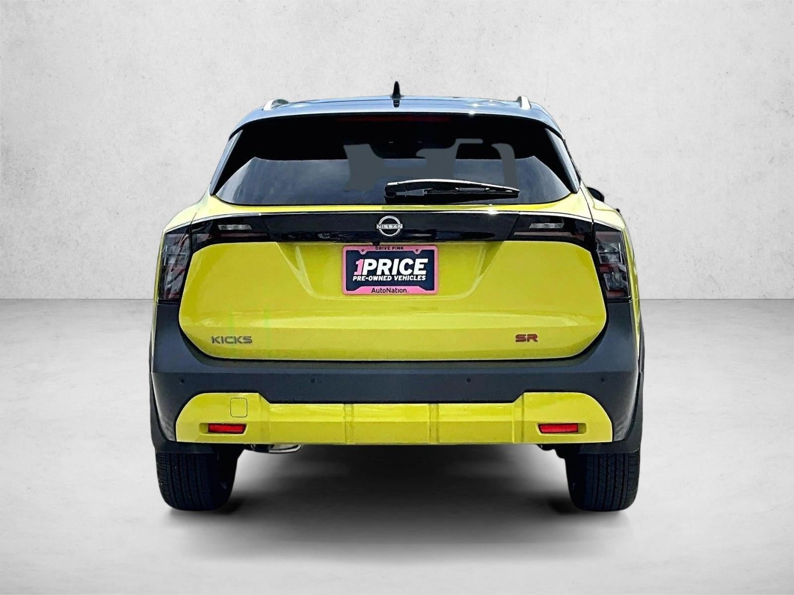 2025 Nissan Kicks SR FWD