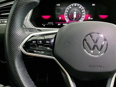 2024 Volkswagen Tiguan 2.0T SE R-Line Black